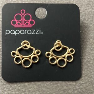 Paparazzi Chic Gold Earrings